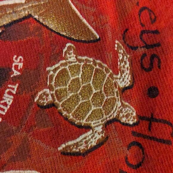 Vintage Red‎ Florida Keys sea life Tshirt size small 🦈🐙🐢 - Picture 5 of 6